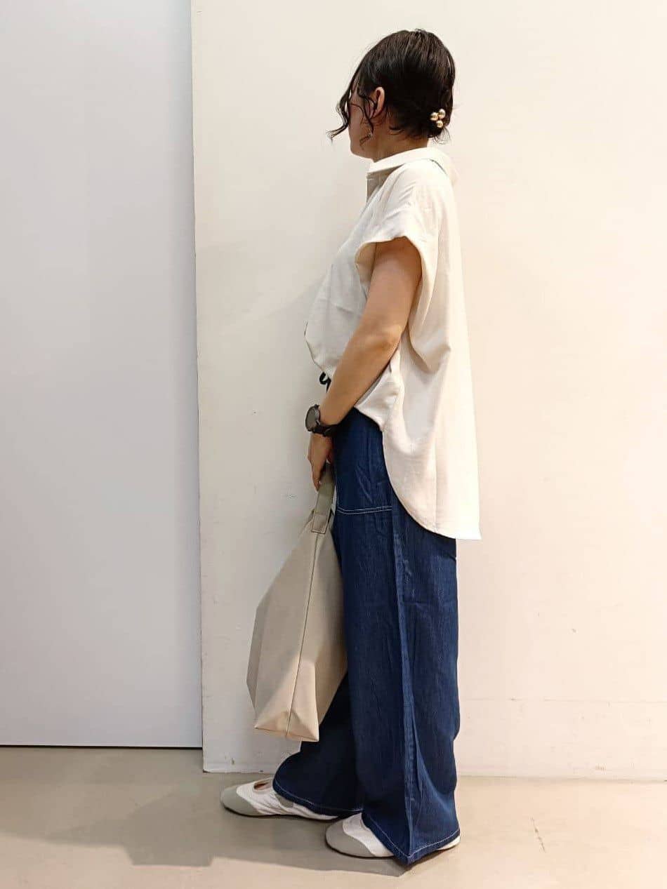 あんさんの「THE SHOP TK｜コットンライクブラウス【接触冷感/洗濯機OK/UV/セットアップ可】」を使ったコーディネート