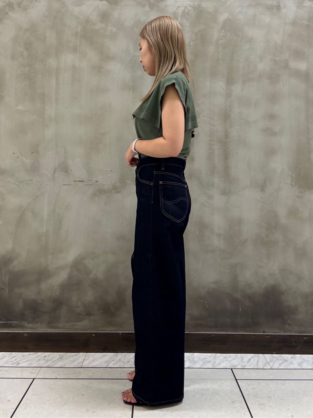 minaさんの「grove｜【ひんやり/UVカット】大人の可愛さ　セーラーカラーニット」を使ったコーディネート