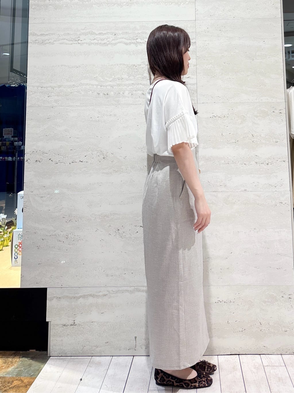 かほさんの「OPAQUE.CLIP｜プリーツスリーブドッキングトップス【洗濯機洗い可】」を使ったコーディネート