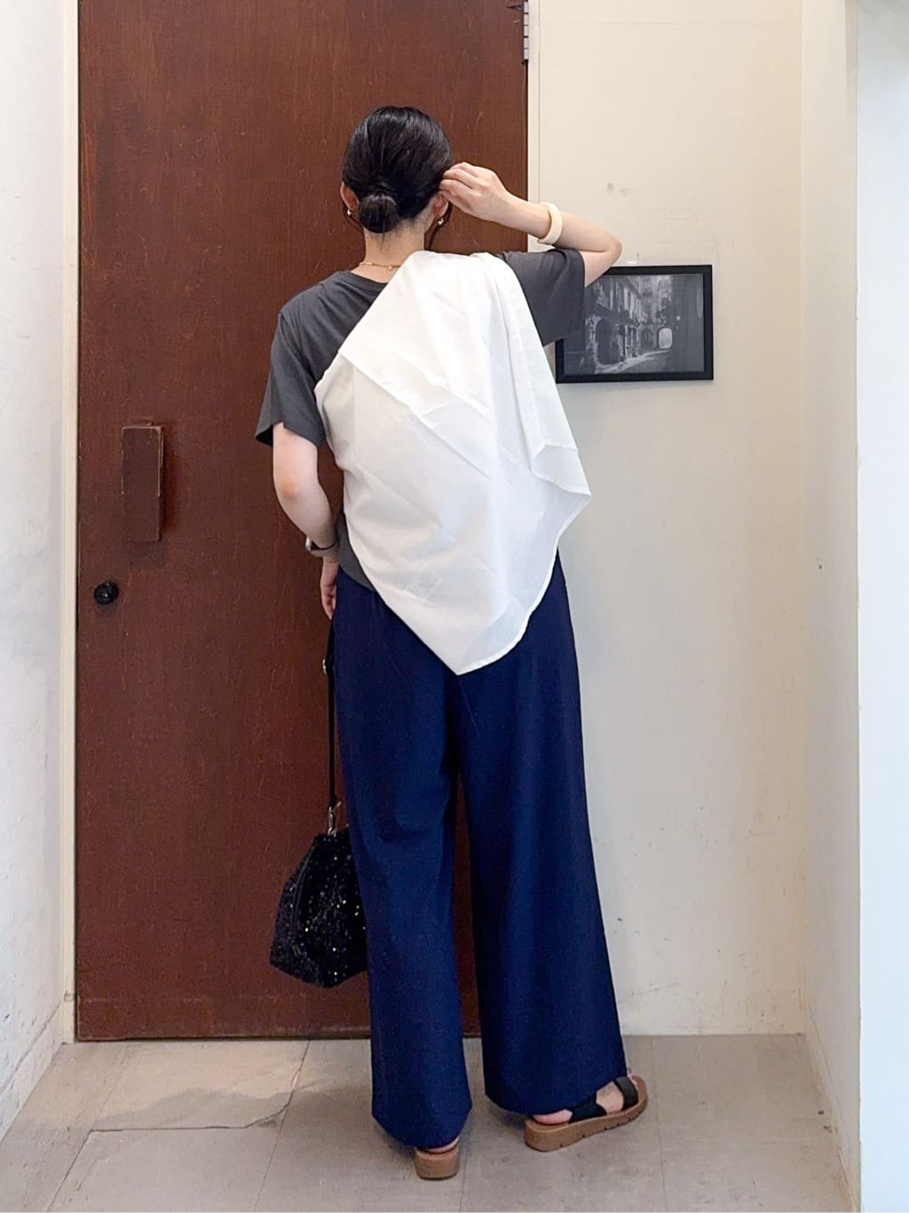 𝐇𝐢𝐫𝐨𝐦𝐢さんの「SHOO･LA･RUE｜【PEANUTS】ひんやりTシャツ」を使ったコーディネート