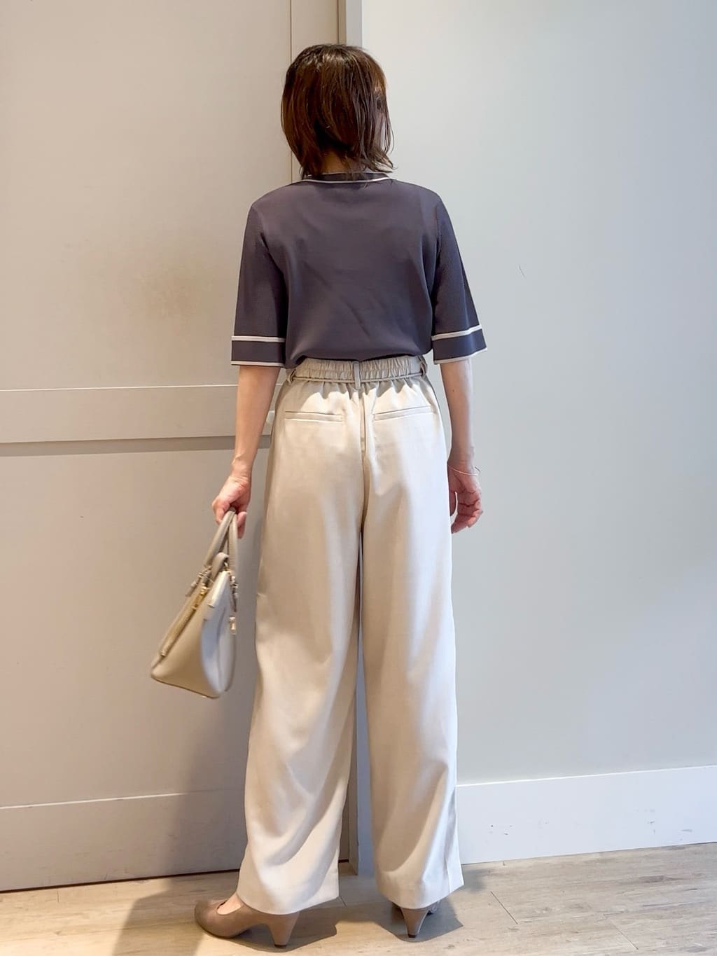 yamakoさんの「grove｜ロープベルトで差がつく 洗練リラックスパンツ」を使ったコーディネート