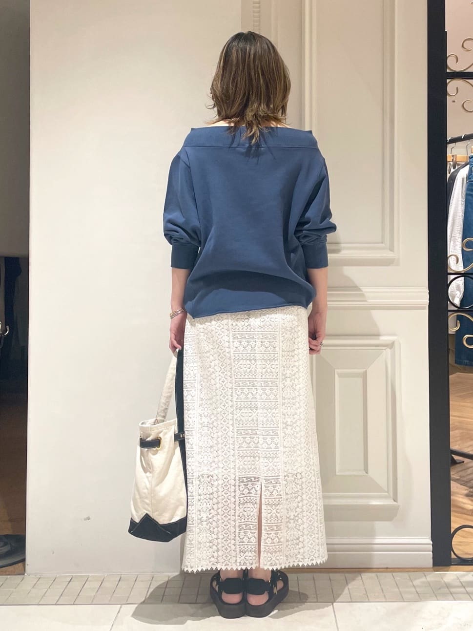 makiさんの「DRESSTERIOR｜バイカラーバングル」を使ったコーディネート