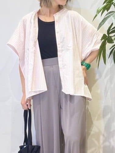 misakiさんの「SHOO･LA･RUE｜【S-LL/ひんやり/UV】リラクシーな穿き心地 エアリーワイドパンツ」を使ったコーディネート