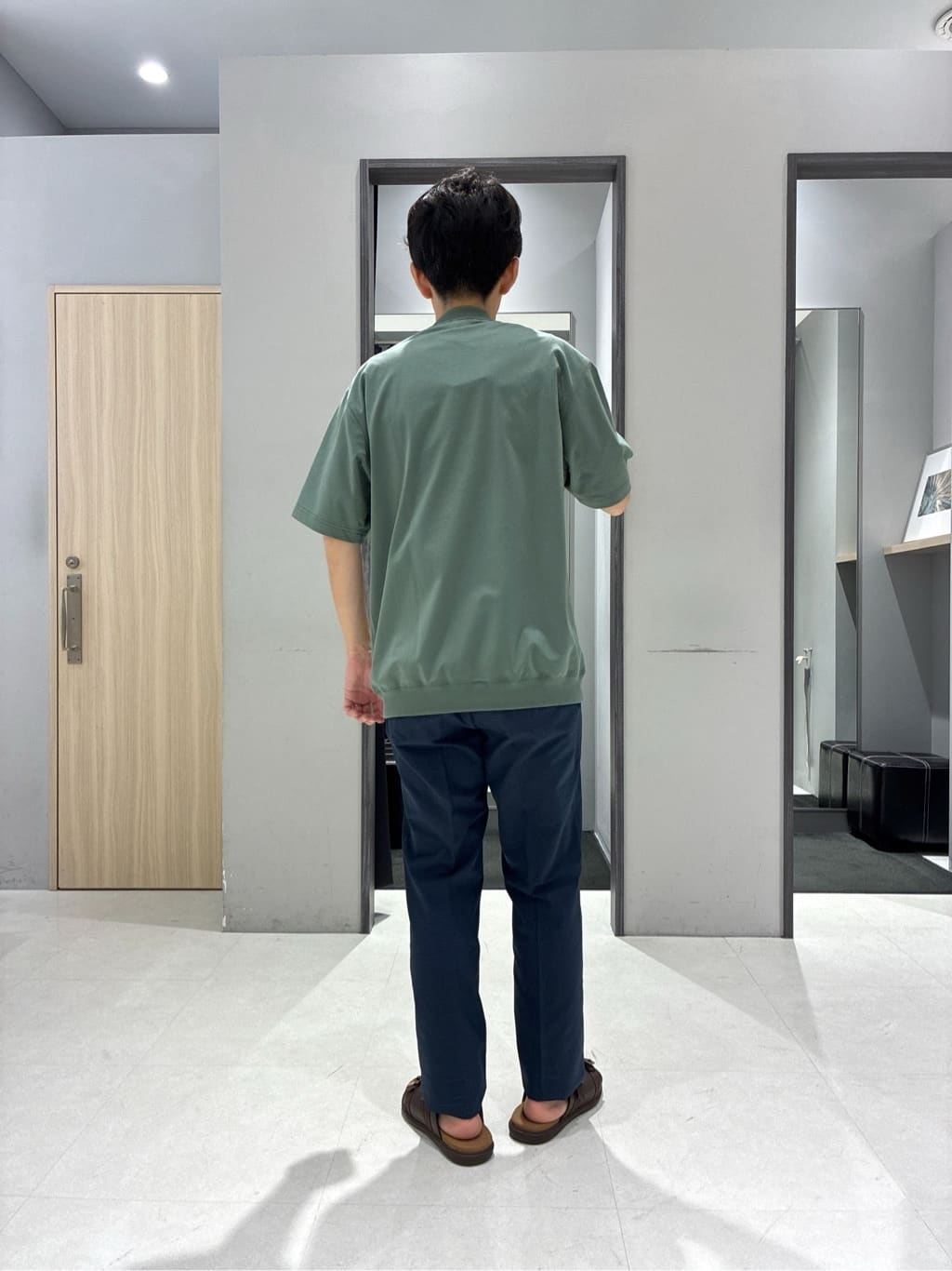 わいずみさんの「TAKEO KIKUCHI｜【抗菌防臭／5サイズ展開】ハイゲージポンチ Tシャツ」を使ったコーディネート