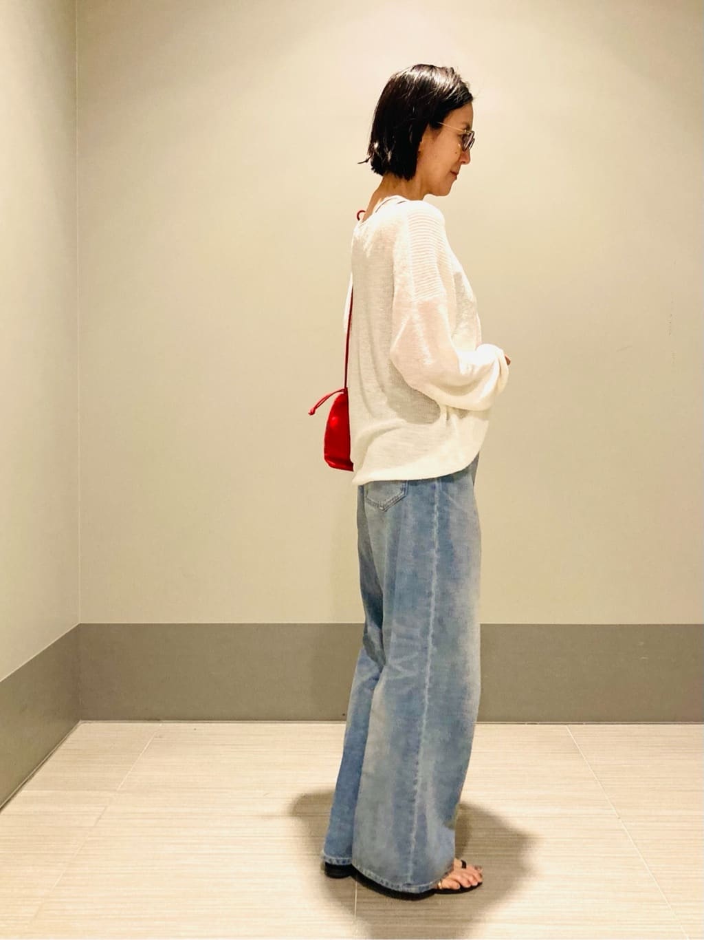 Furuさんの「DRESSTERIOR｜ヴィンテージ加工ワイドデニムパンツ」を使ったコーディネート