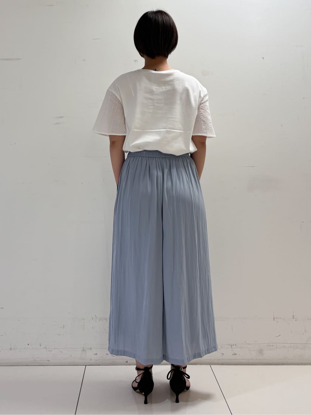 yasukoさんの「COUP DE CHANCE｜【手洗い可】リラクシーフレアパンツ」を使ったコーディネート