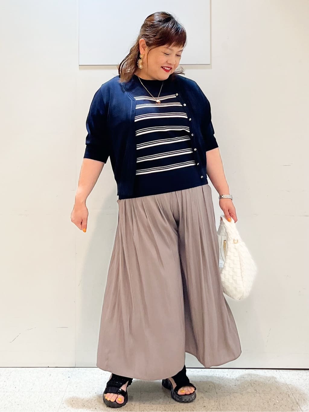 kimmyさんの「Reflect｜【ウエストゴム仕様／長く着られる◎】スカーチョパンツ」を使ったコーディネート