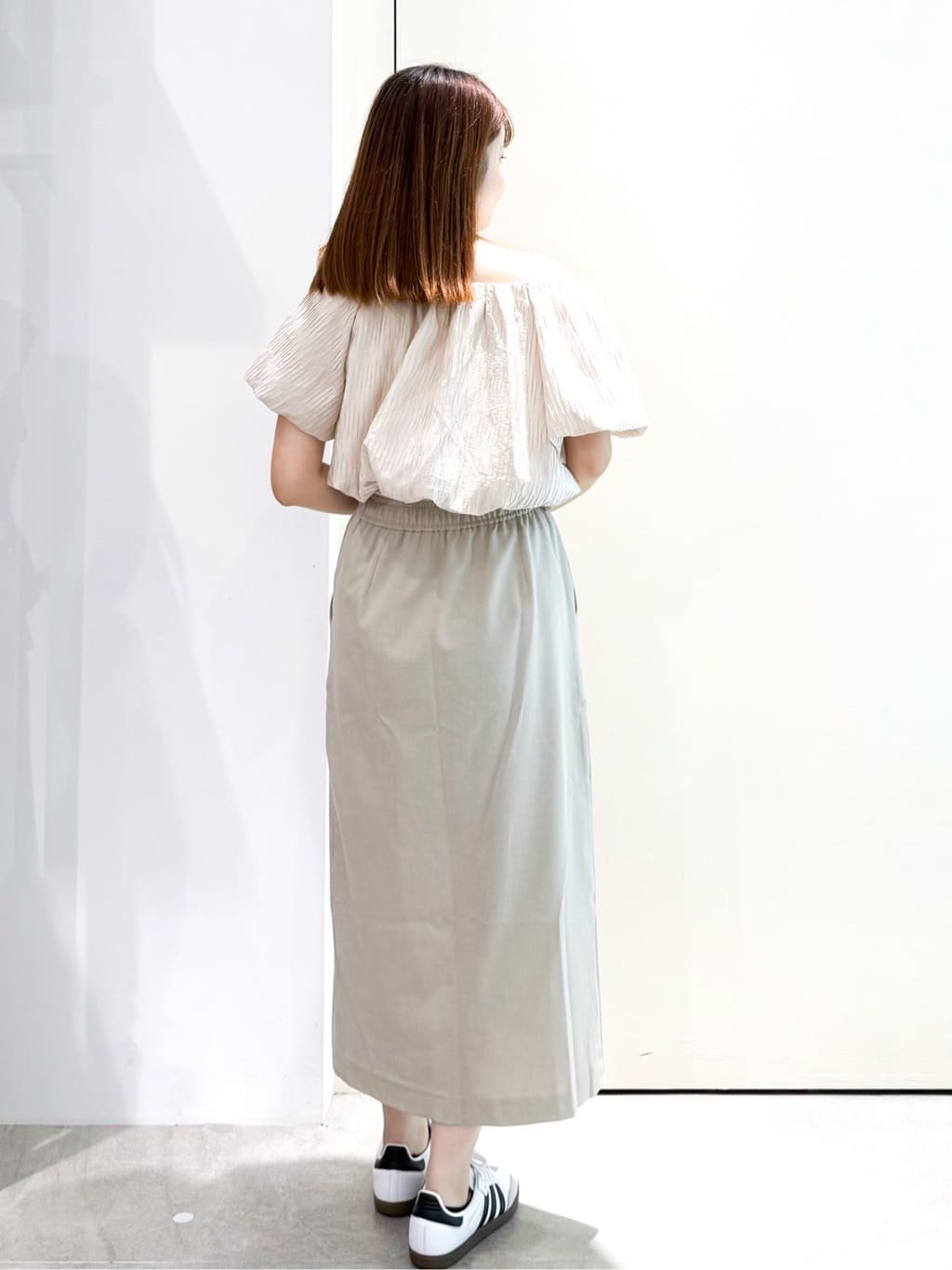 sayaさんの「OPAQUE.CLIP｜ふくれジャカードバルーンブラウス【洗濯機洗い可】」を使ったコーディネート