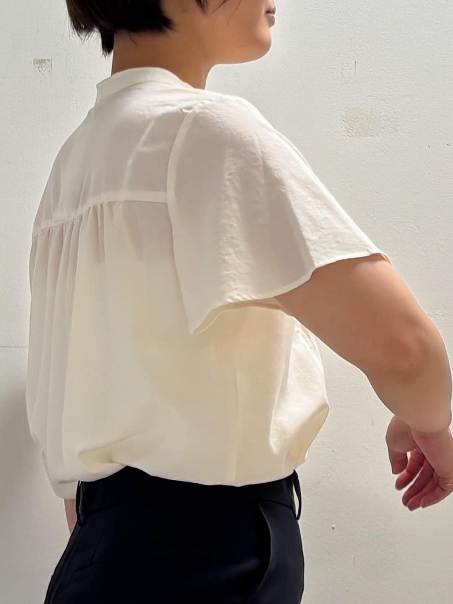 yasukoさんの「COUP DE CHANCE｜【手洗い可／日本製】センタープレス ストレートパンツ」を使ったコーディネート