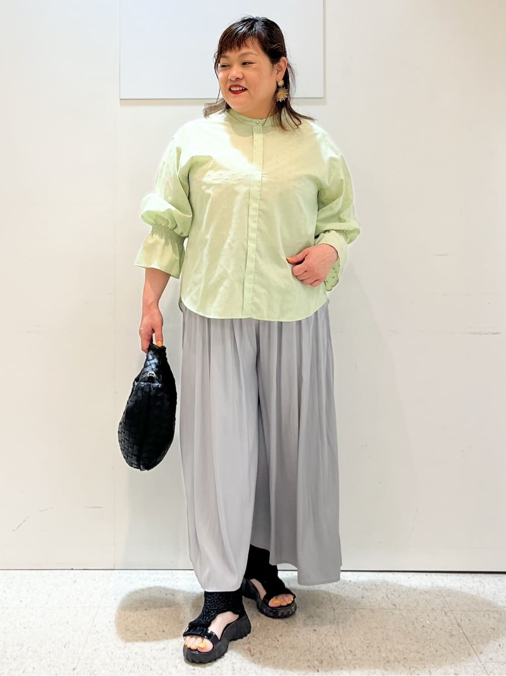 kimmyさんの「Reflect｜【ウエストゴム仕様／長く着られる◎】スカーチョパンツ」を使ったコーディネート