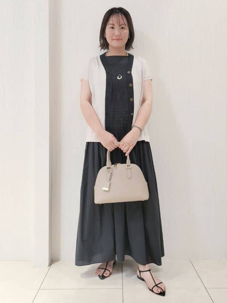 naokoさんの「UNTITLED｜リングコードトップネックレス」を使ったコーディネート