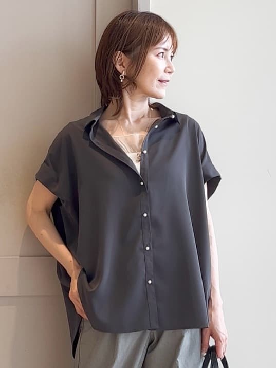 yamakoさんの「grove｜キレイも動きやすさも　美脚見えハイパーストレッチパンツ」を使ったコーディネート