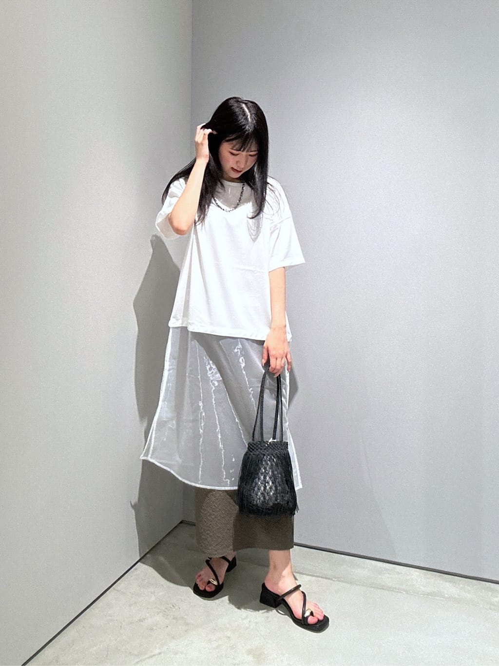 Renoさんの「INDIVI｜シアードッキングTシャツ」を使ったコーディネート