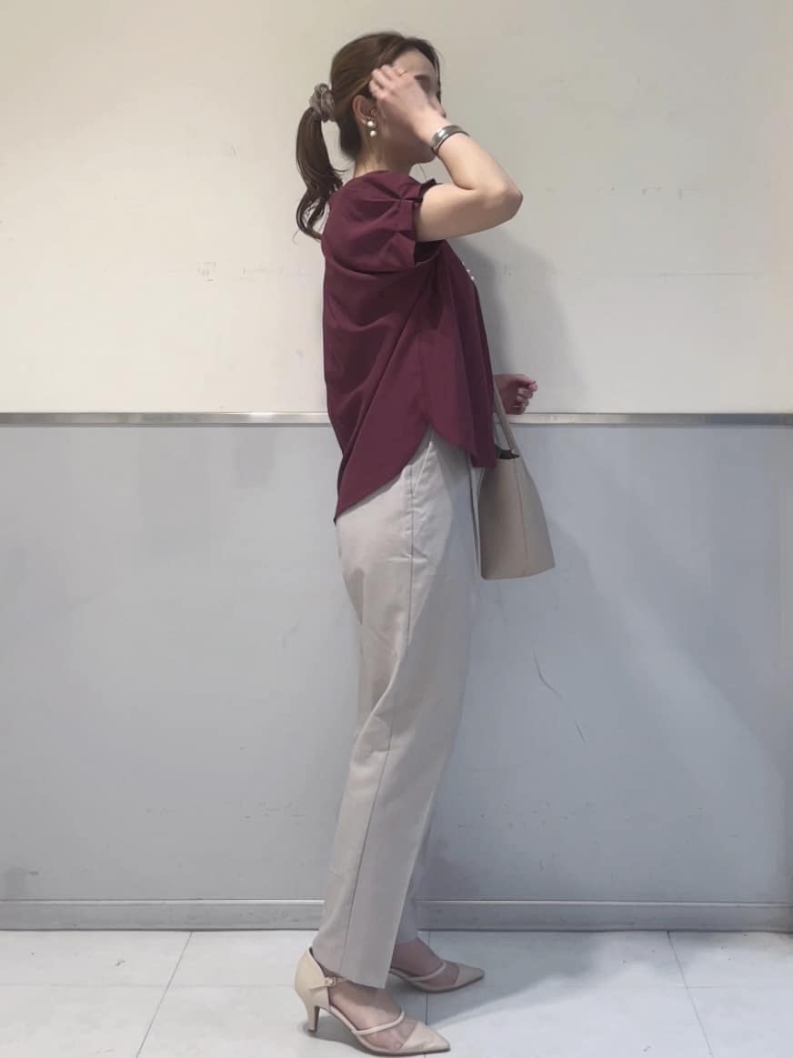 ミーさんの「index｜《7色展開／XS-LLサイズ》タックスリーブスキッパーブラウス【洗濯機洗い可／吸水速乾／抗ピル／防シ」を使ったコーディネート