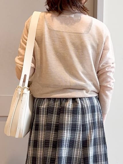 yamakoさんの「grove｜【雑誌掲載】洗えるシアーカーディガン」を使ったコーディネート