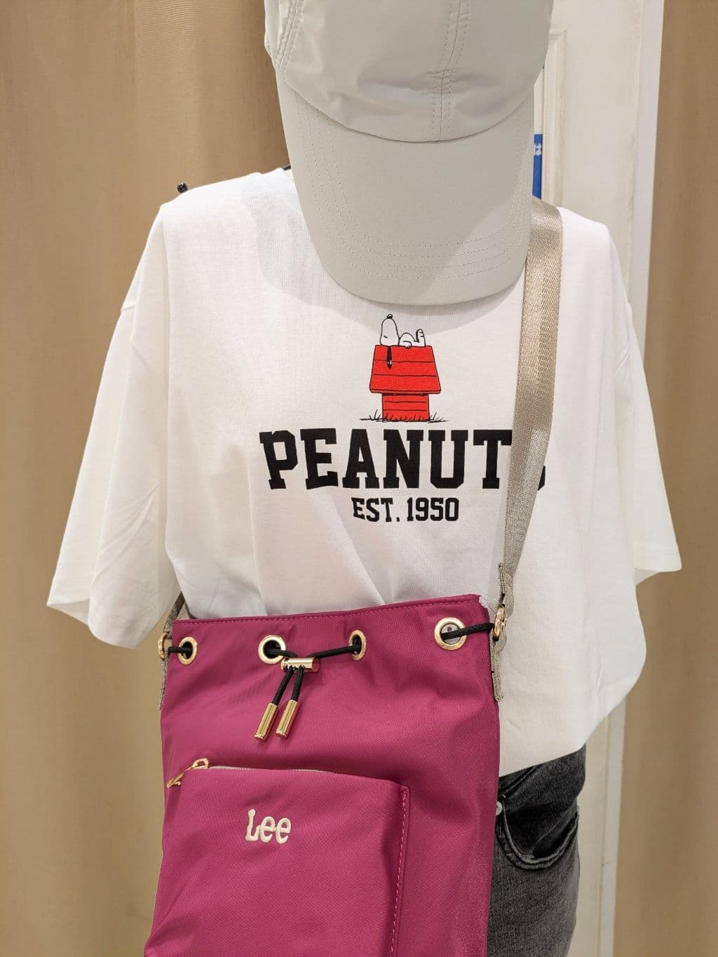 SHIORIさんの「SHOO･LA･RUE｜【PEANUTS】ひんやりTシャツ」を使ったコーディネート