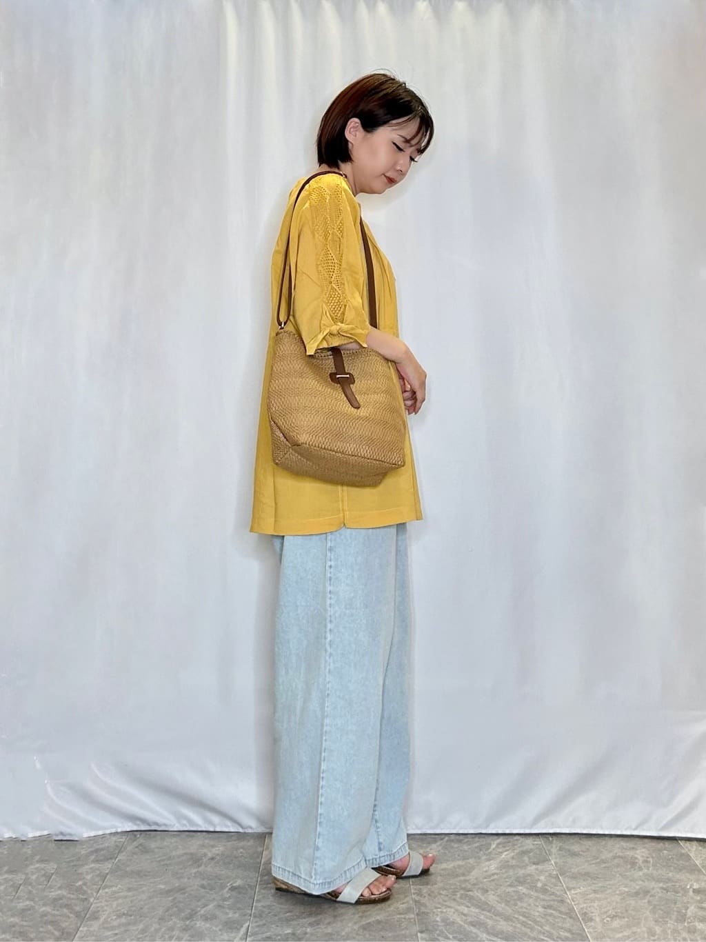 ネリさんの「SHOO･LA･RUE｜【S-LL】お袖デザインが華やか はしごレースチュニック」を使ったコーディネート
