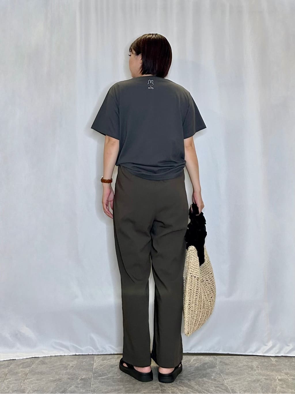 ネリさんの「SHOO･LA･RUE｜【着丈選べる】触れる度ひんやり ゆるきれい イージーワイドパンツ」を使ったコーディネート