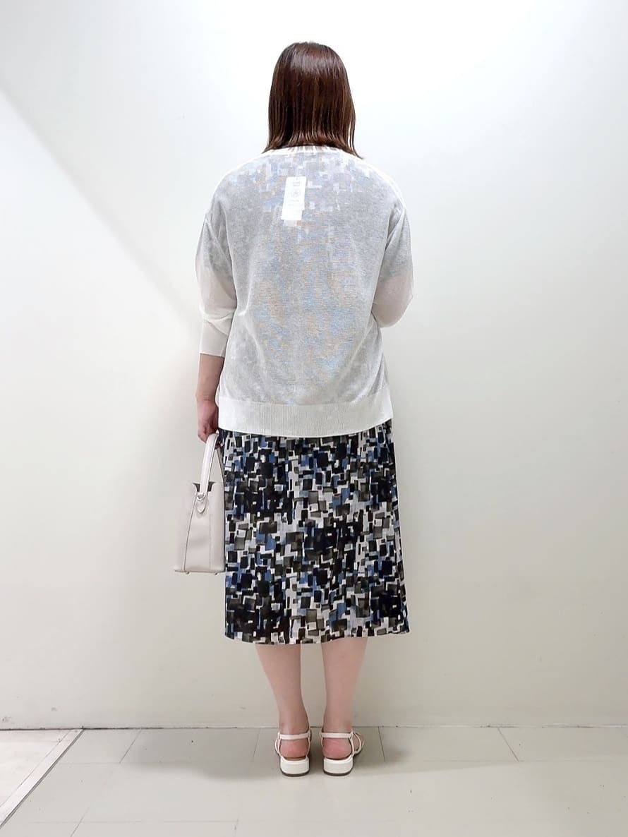 YUIさんの「UNTITLED｜【洗える/前開きボタン/ベルト付】ブロック柄ワンピース」を使ったコーディネート