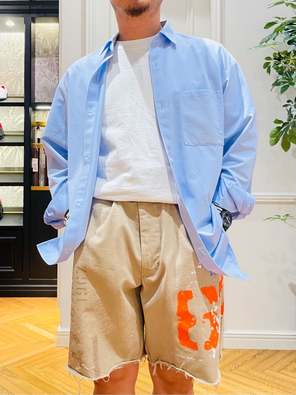 鶴田大士さんの「DRESSTERIOR｜◆46Gジャージー リラックスシャツ」を使ったコーディネート