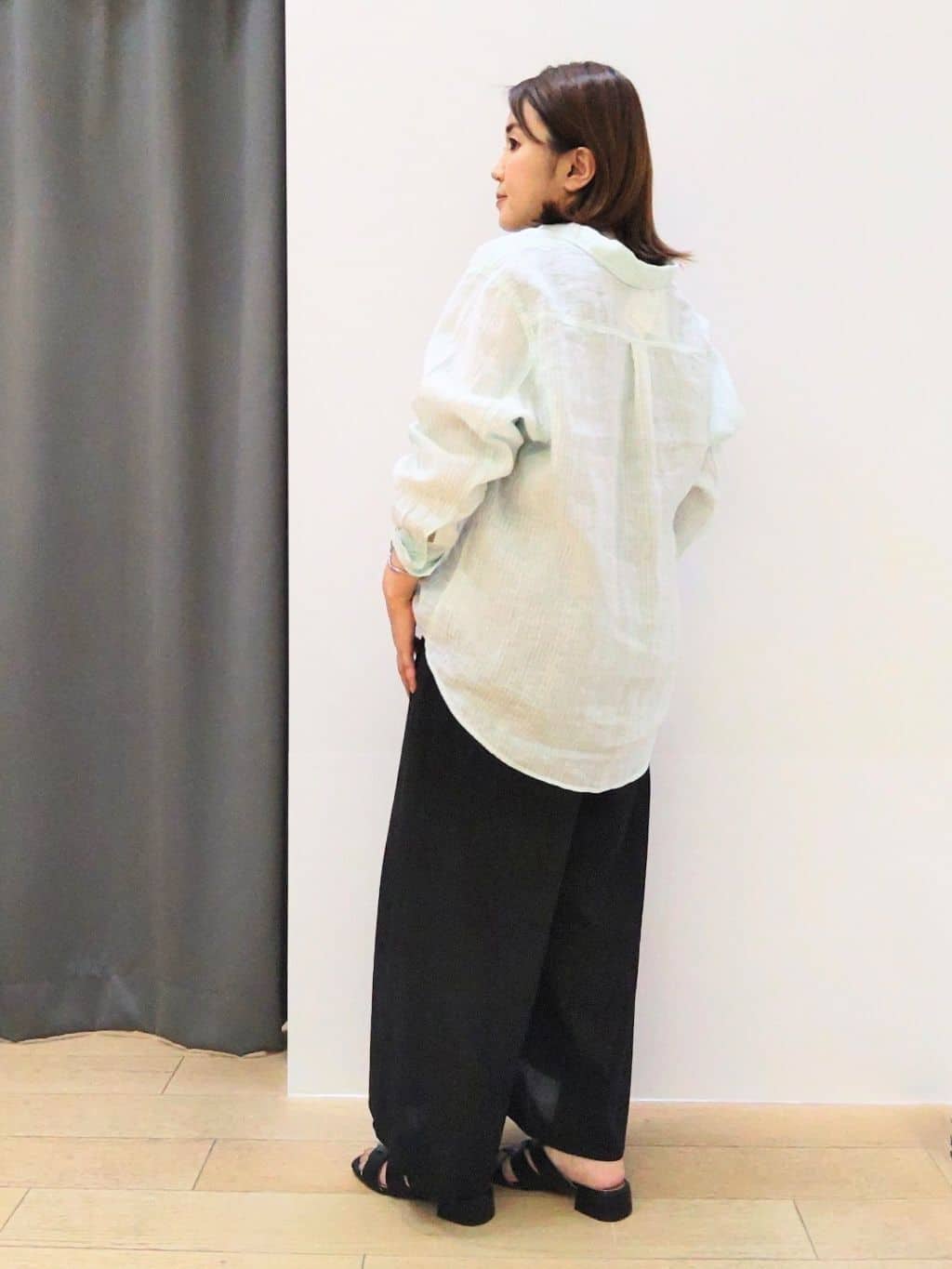 nacoさんの「INDIVI｜【洗える／清涼感◎】ワイドフレアパンツ／スカーチョ」を使ったコーディネート