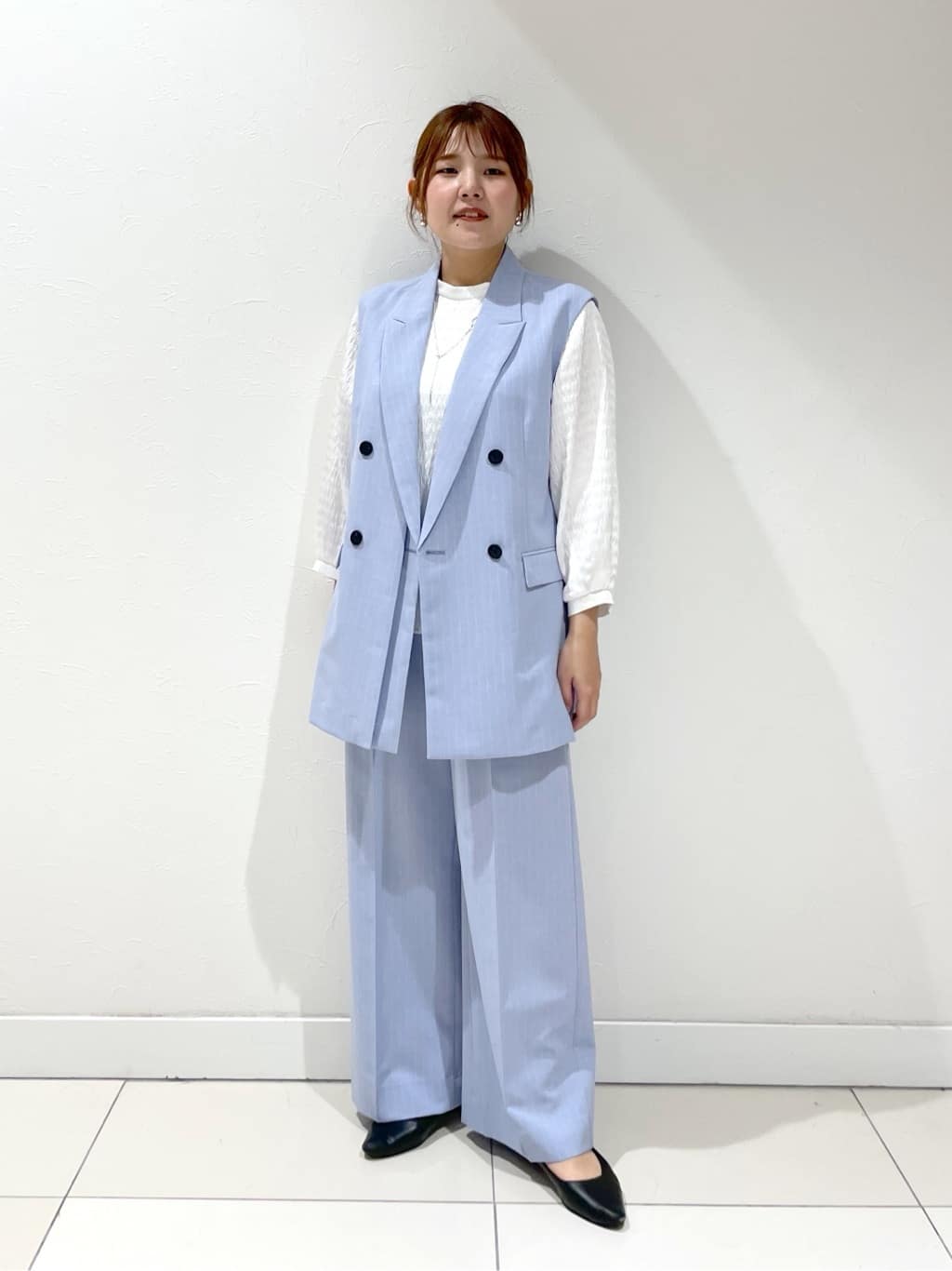 YUUKIさんの「INDIVI｜◆【洗える】シャーリング風ラグランスリーブブラウス」を使ったコーディネート