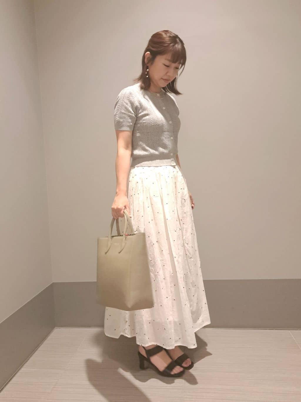 Takahashiさんの「DRESSTERIOR｜◆スクエアシュリンクレザー トートバッグ」を使ったコーディネート