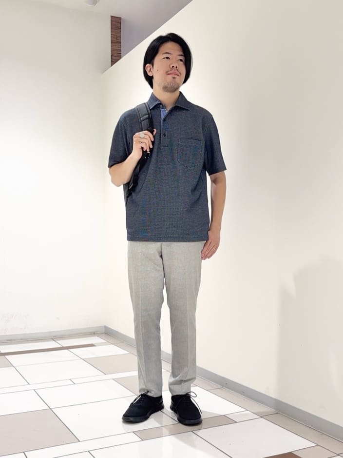 及川さんの「TAKEO KIKUCHI｜【抗菌防臭／9色5サイズ展開】ハニカムメランジ ポロシャツ」を使ったコーディネート