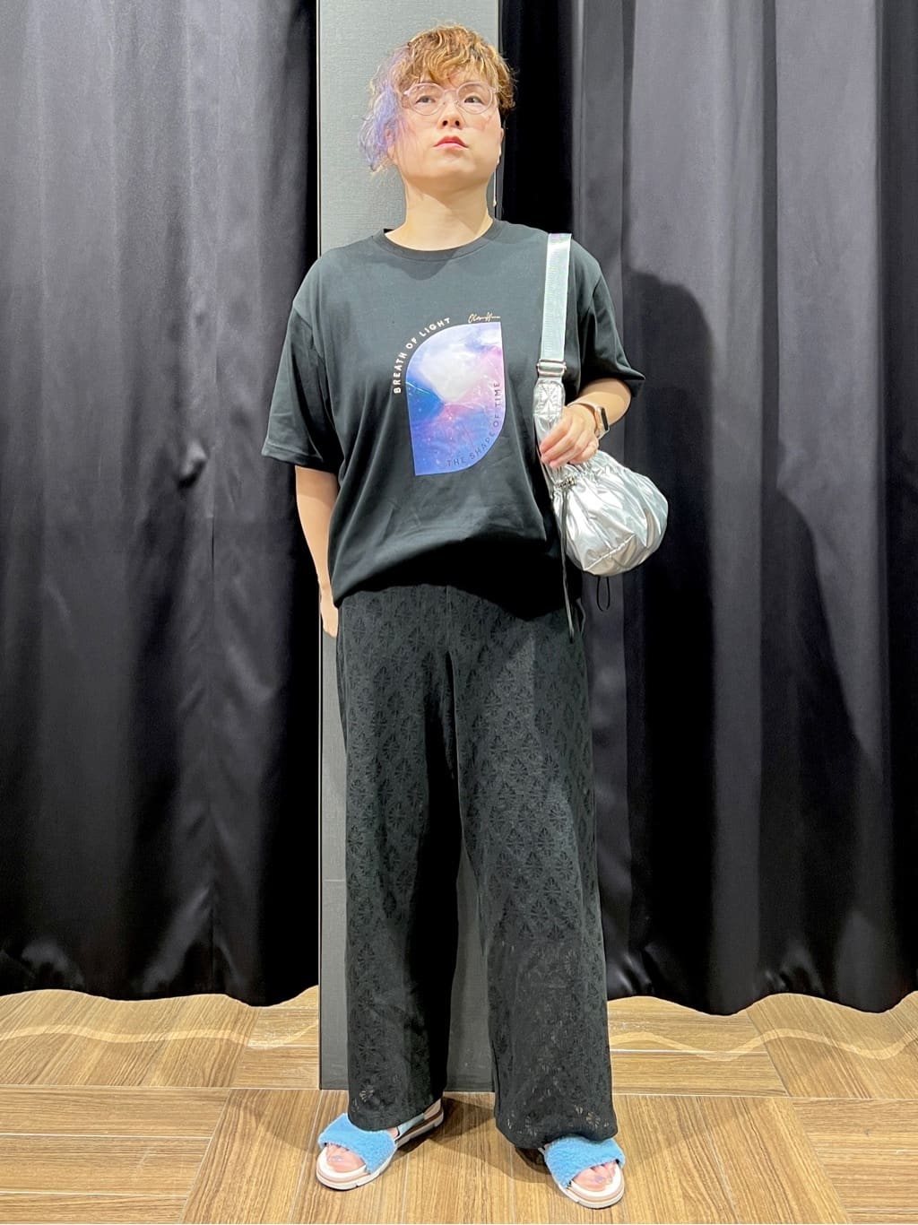 OKMKさんの「THE SHOP TK｜アートグラフィック 半袖Tシャツ 洗濯機OK」を使ったコーディネート