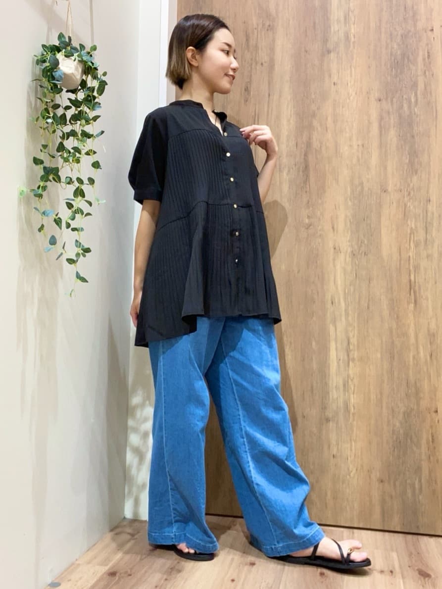 まなしぃさんの「grove｜【体型カバー】ラフに着たい　ティアードプリーツブラウス」を使ったコーディネート