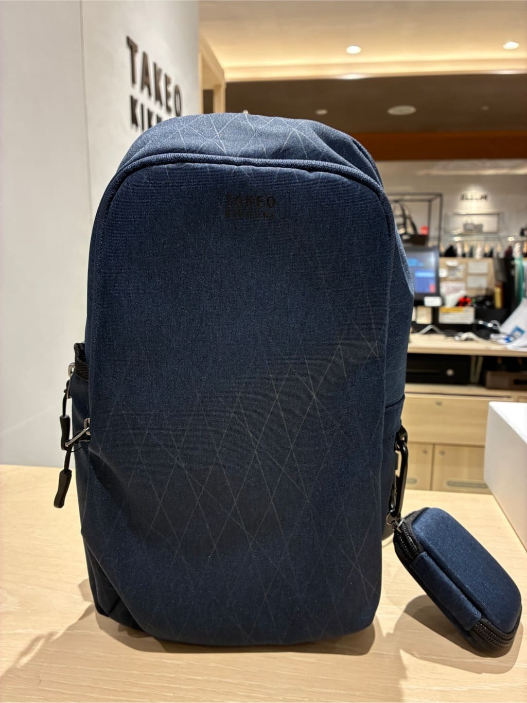 Renさんの「TAKEO KIKUCHI｜【COOL CITY WEAR】エアートール オープンカラーシャツ /接触冷感・通気性」を使ったコーディネート