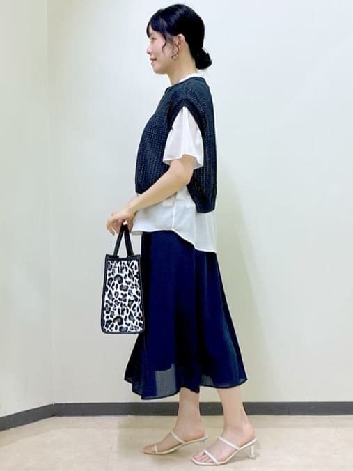  beni_gingerさんの「Reflect｜【選べる5色◎／マシンウォッシュ可】シャーリングデザインブラウス」を使ったコーディネート
