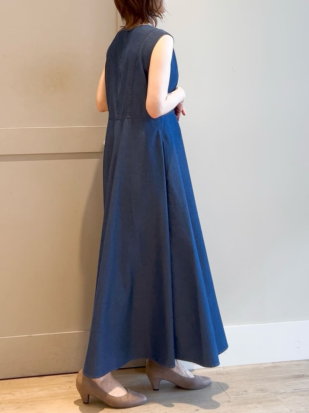 yamakoさんの「grove｜ラウンドメタルバングル」を使ったコーディネート
