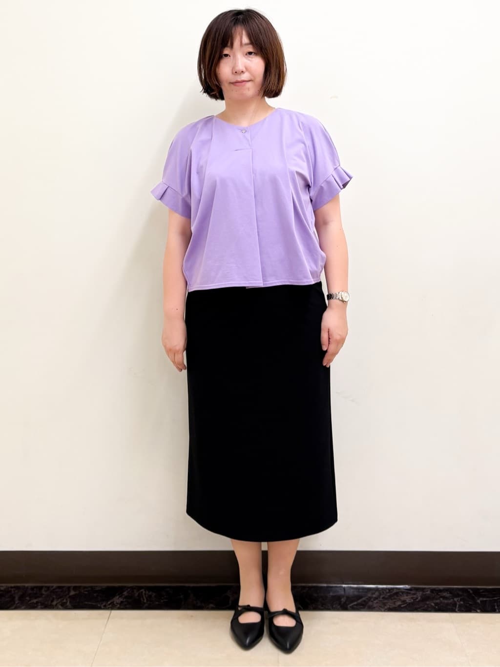 ミヨさんの「Reflect｜Vネックジャージカットソー」を使ったコーディネート