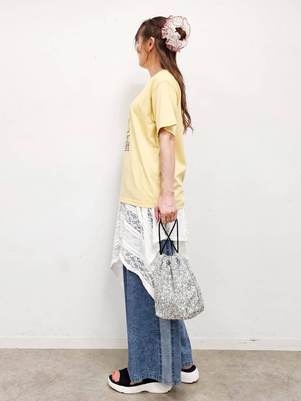 ゆゆさんの「SHOO･LA･RUE｜【2WAY】スカートにもなる イレヘム レースビスチェ」を使ったコーディネート