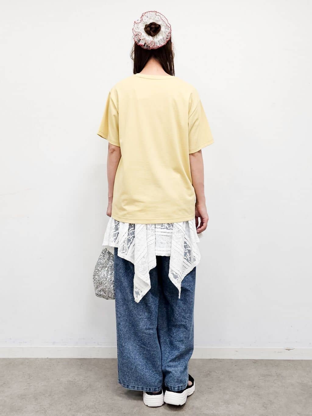 ゆゆさんの「SHOO･LA･RUE｜【2WAY】スカートにもなる イレヘム レースビスチェ」を使ったコーディネート