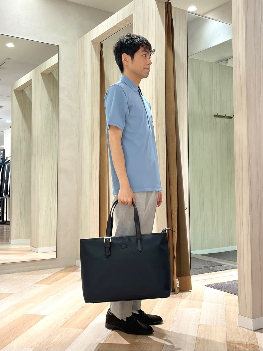URAさんの「TAKEO KIKUCHI｜【抗菌防臭】COOL DOTS（R）ドビープリント パンツ」を使ったコーディネート