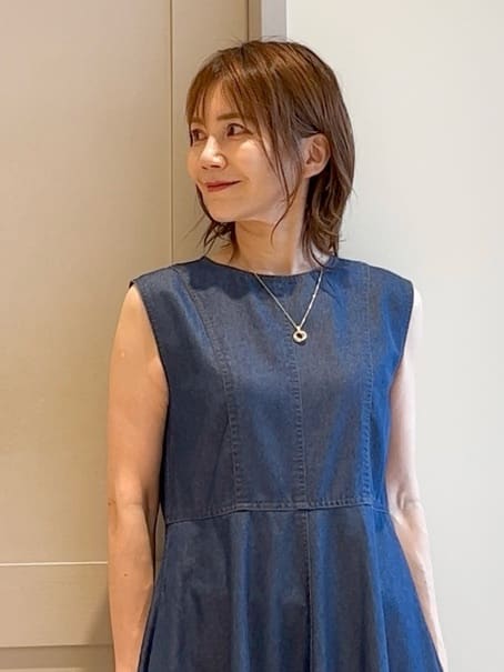 yamakoさんの「grove｜ラウンドメタルバングル」を使ったコーディネート