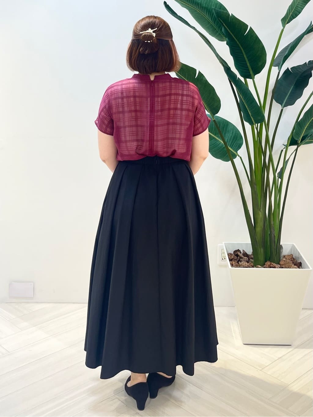 Tomoさんの「UNTITLED｜【シアー】チェックスタンドネックブラウス」を使ったコーディネート