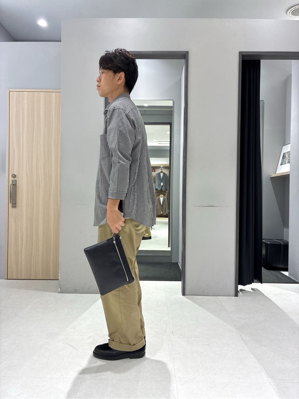 わいずみさんの「TAKEO KIKUCHI｜【抗菌防臭／5サイズ展開】ハイゲージポンチ Tシャツ」を使ったコーディネート