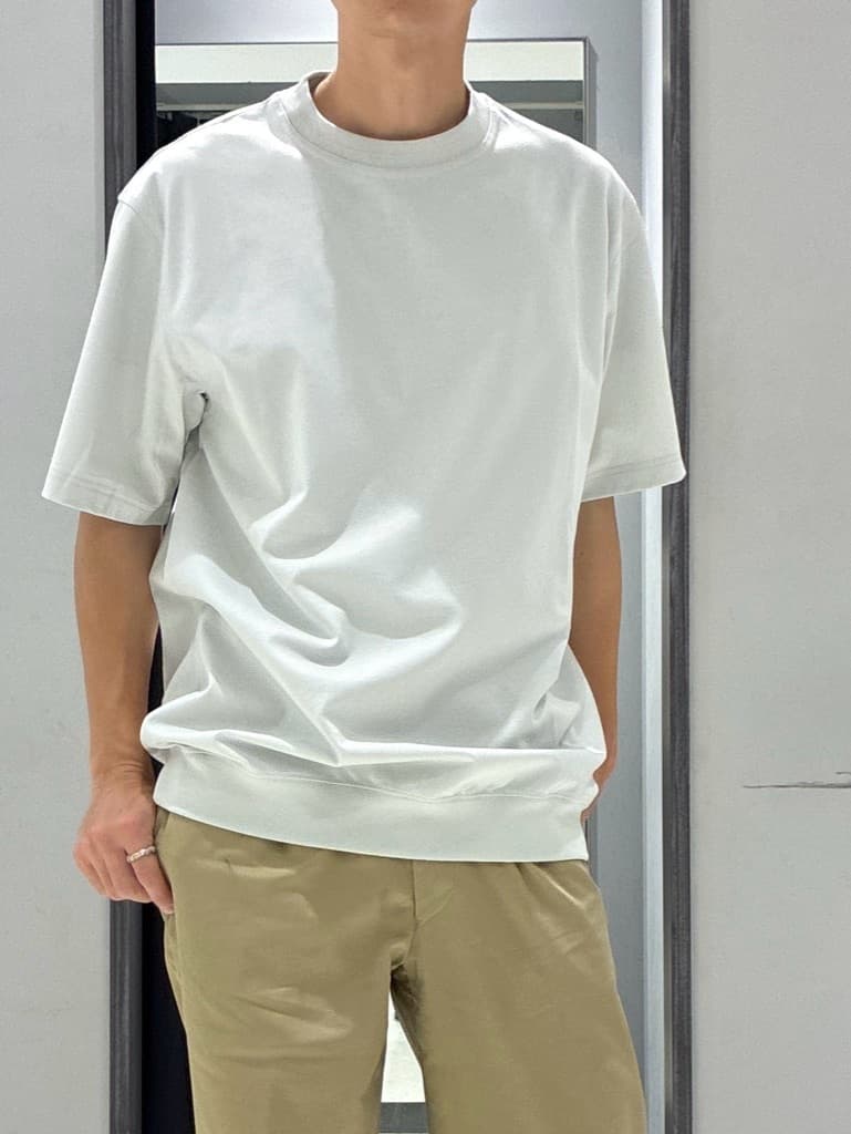 わいずみさんの「TAKEO KIKUCHI｜【抗菌防臭／5サイズ展開】ハイゲージポンチ Tシャツ」を使ったコーディネート