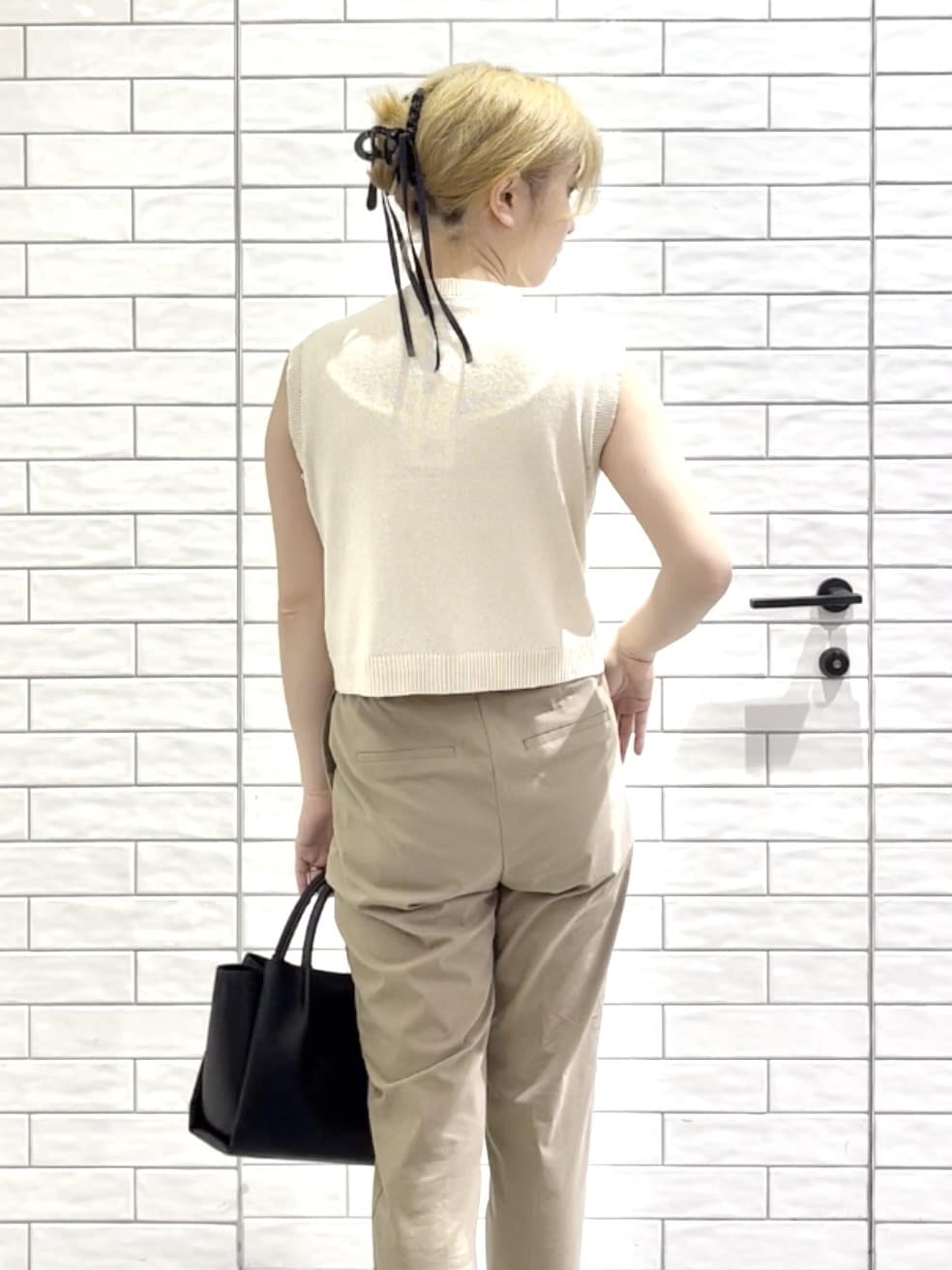 しおりさんの「OPAQUE.CLIP｜ダブルポケットニット【洗濯機洗い可】」を使ったコーディネート