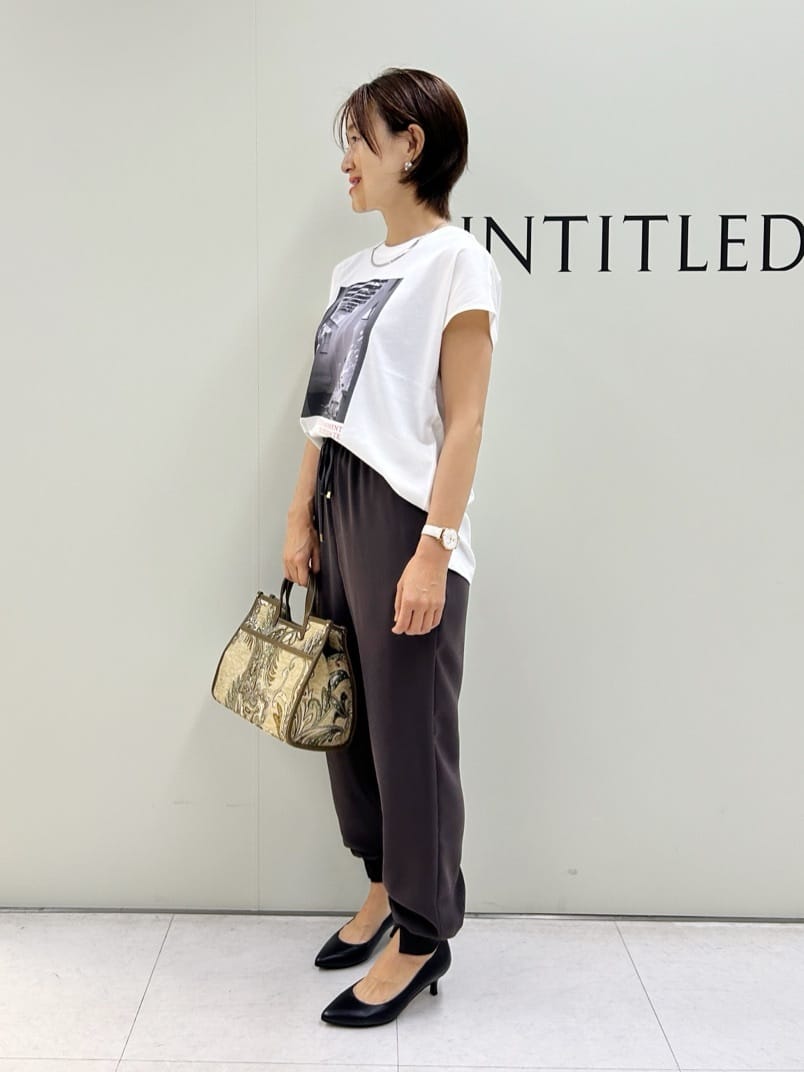 Mikiさんの「UNTITLED｜【吸水速乾/ウエストゴム】バックサテン ジョグパンツ」を使ったコーディネート