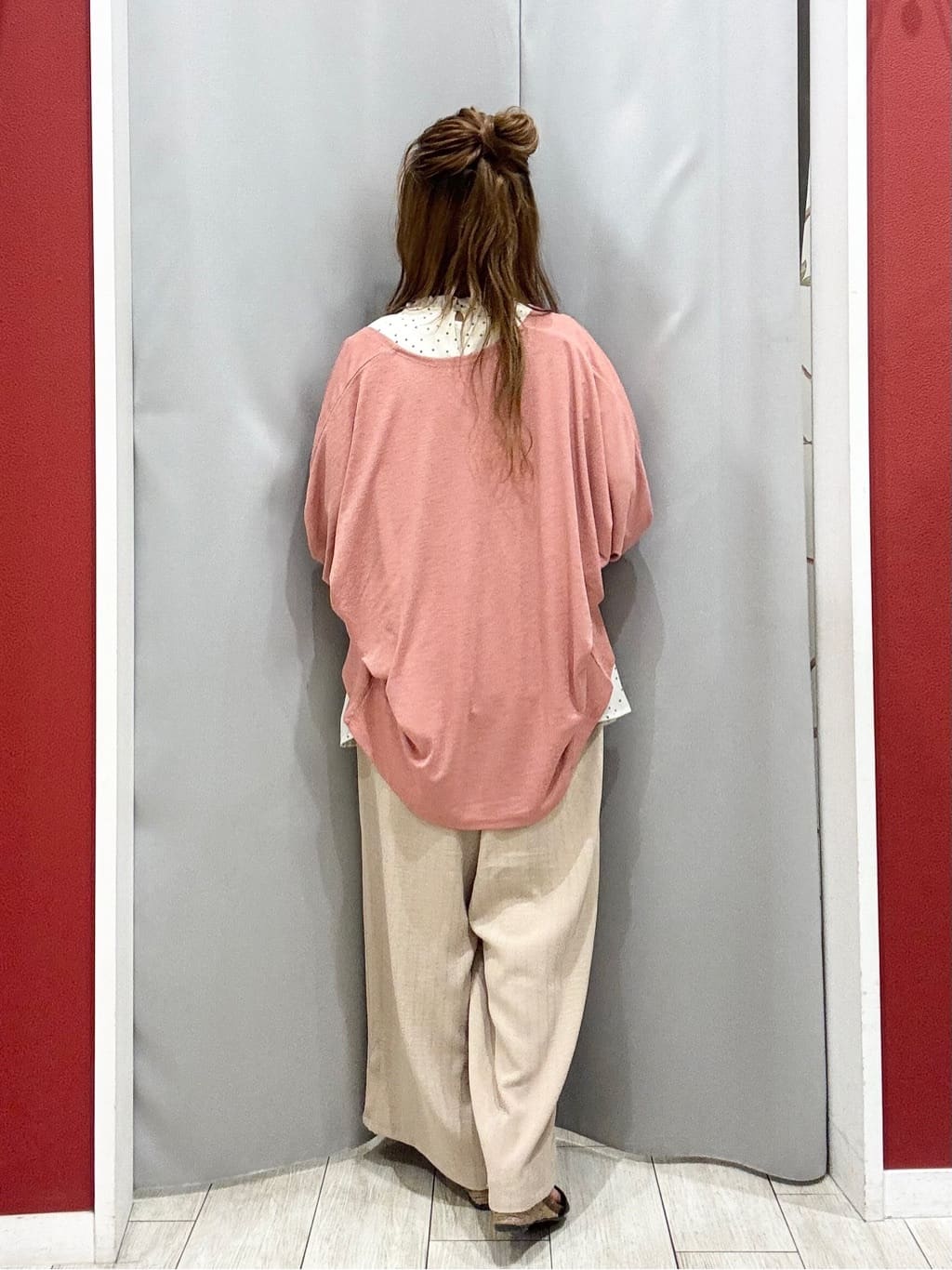 shioさんの「SHOO･LA･RUE｜【UV/さらさらタッチ】女性らしさ漂う 5分袖ボレロカーディガン」を使ったコーディネート