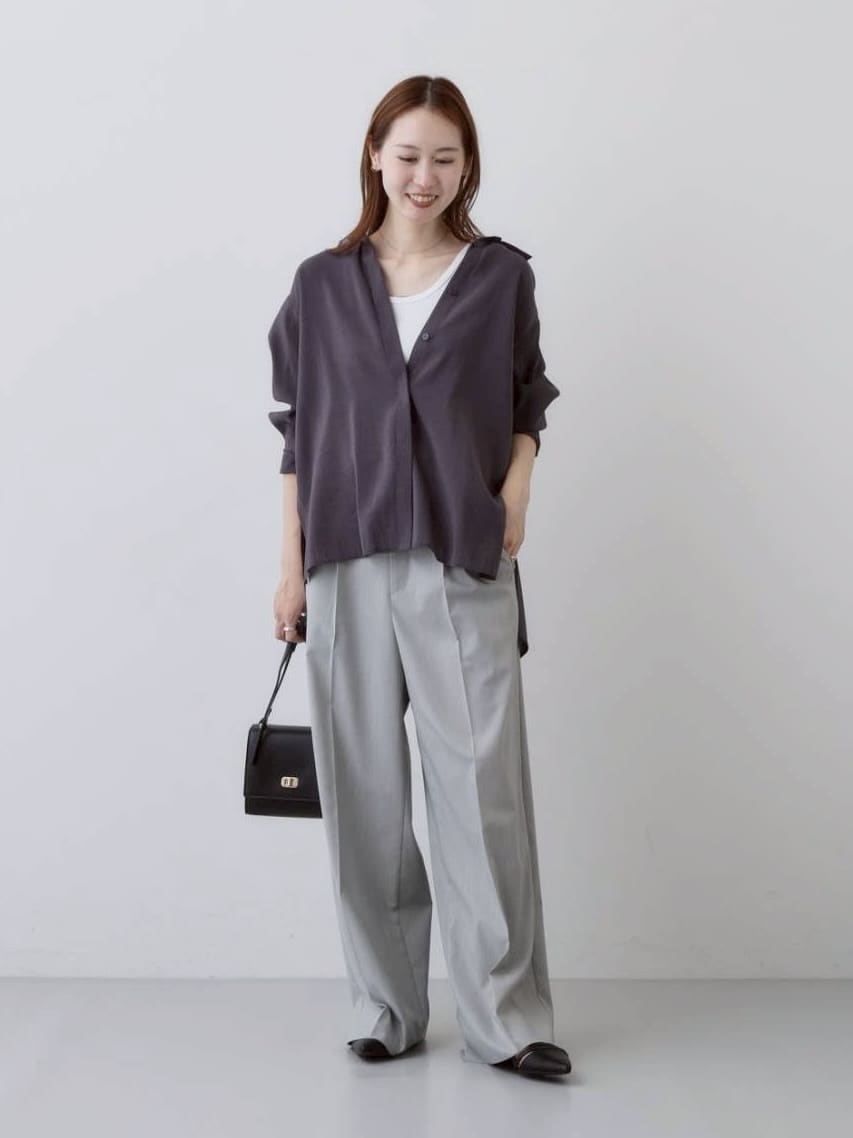 mitsukiさんの「INDIVI｜【体型カバー／清涼感】シアーオーバーシャツ」を使ったコーディネート