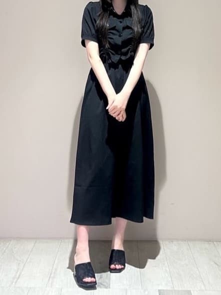 しおりんさんの「ESPERANZA｜チュールメッシュクリアヒールミュール」を使ったコーディネート