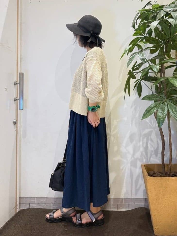 misakiさんの「SHOO･LA･RUE｜キラッと光るラメとスパンコールが印象的 メッシュカーディガン」を使ったコーディネート