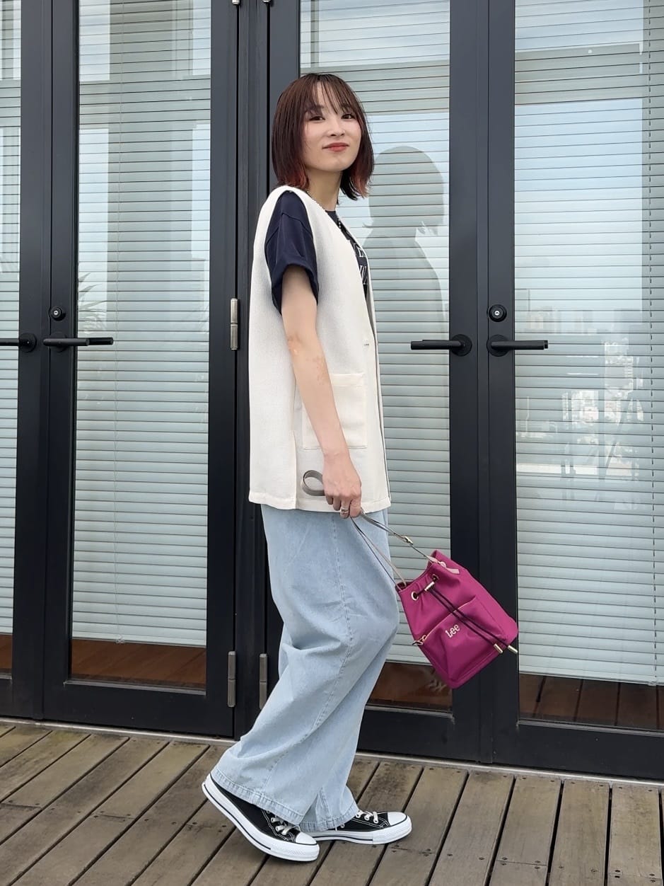 𝐜𝐡𝐢𝐤𝐚さんの「SHOO･LA･RUE｜【S-LL/ひんやり/UV】選べる6柄でそれぞれ欲しくなる プリントTシャツ」を使ったコーディネート