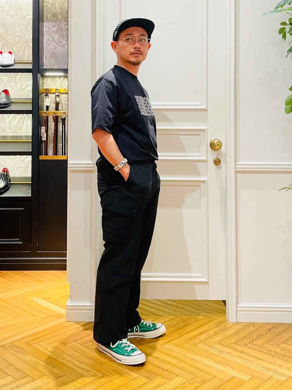 鶴田大士さんの「DRESSTERIOR｜」を使ったコーディネート