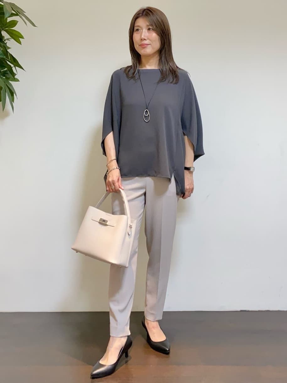 tomoさんの「UNTITLED｜マーブルドロップネックレス」を使ったコーディネート